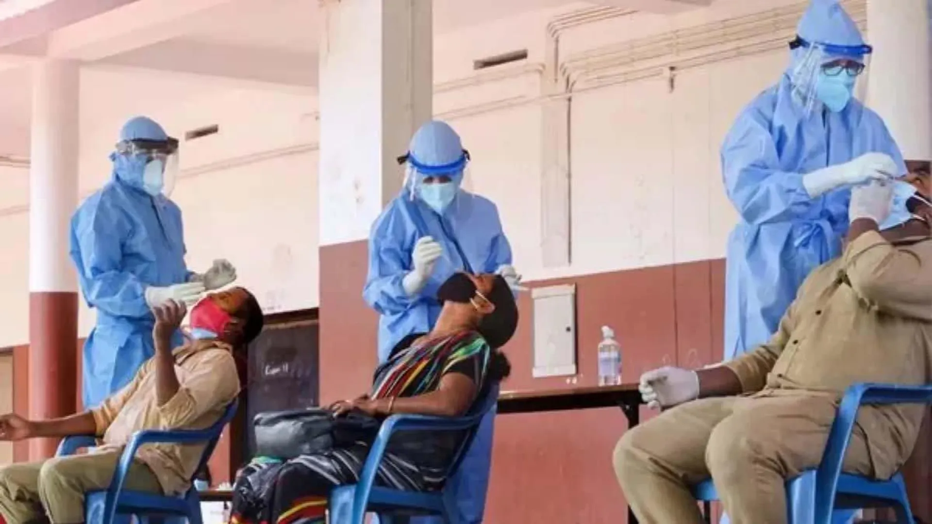 फिर लौट रहा है कोरोना का डर: दिल्ली से केरल तक बढ़े मामले, सरकारें सतर्क