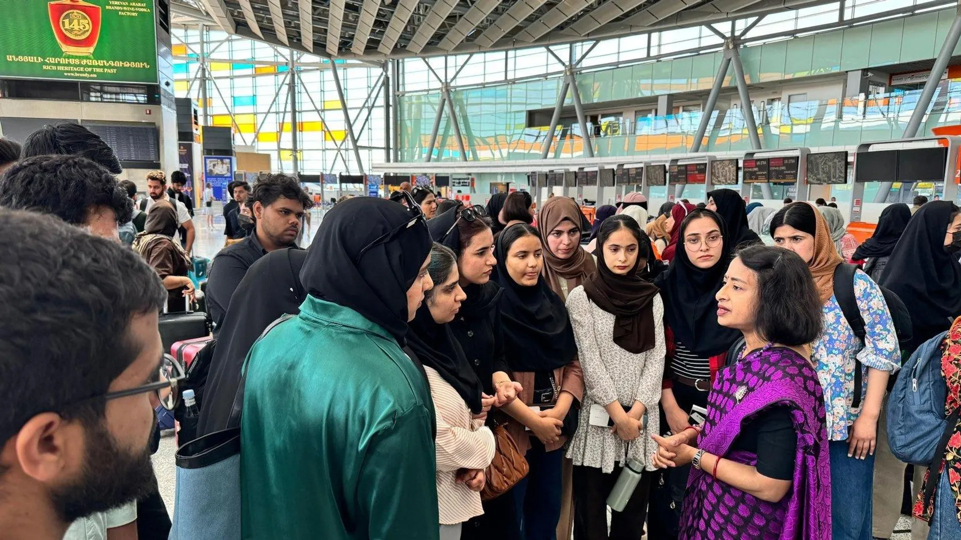 operation-sindhu-iran-290-indians-returned-to-delhi