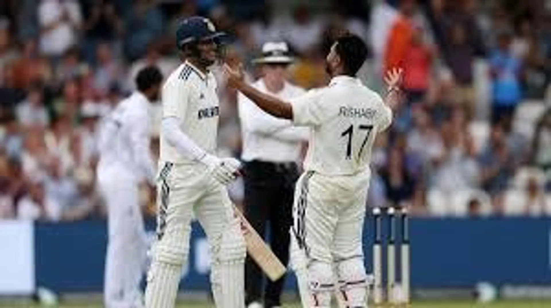 india-leads-england-headingley-test-day3