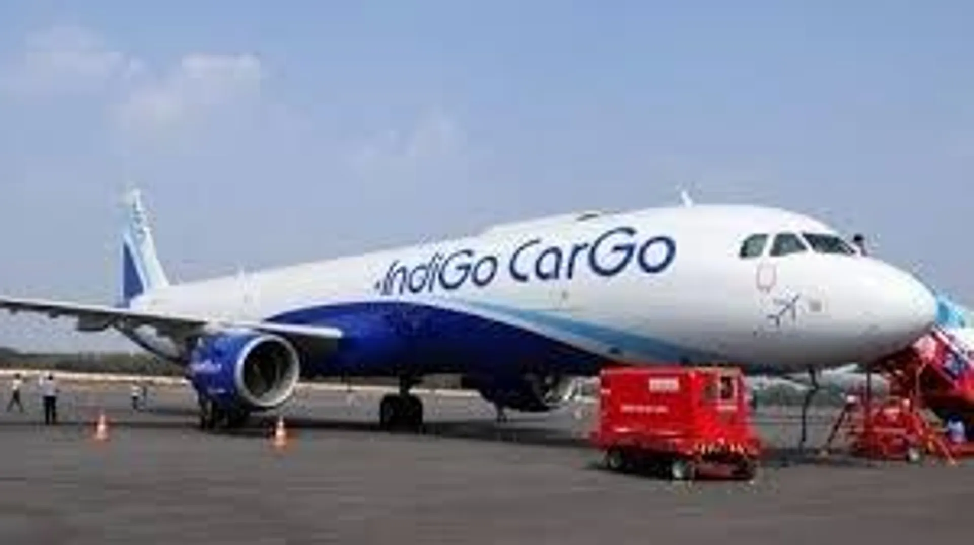 indigo-viman-mein-kharabi-aur-vapas-laut