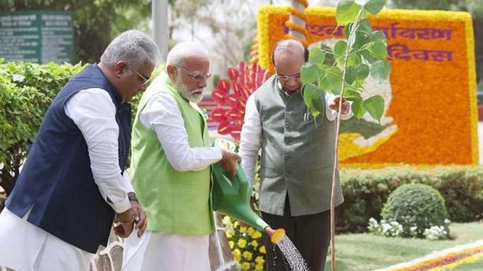 विश्व पर्यावरण दिवस पर देशभर से आईं शुभकामनाएं, पीएम मोदी बोले– "जो प्रकृति की रक्षा करता है, प्रकृति उसकी रक्षा करती है"