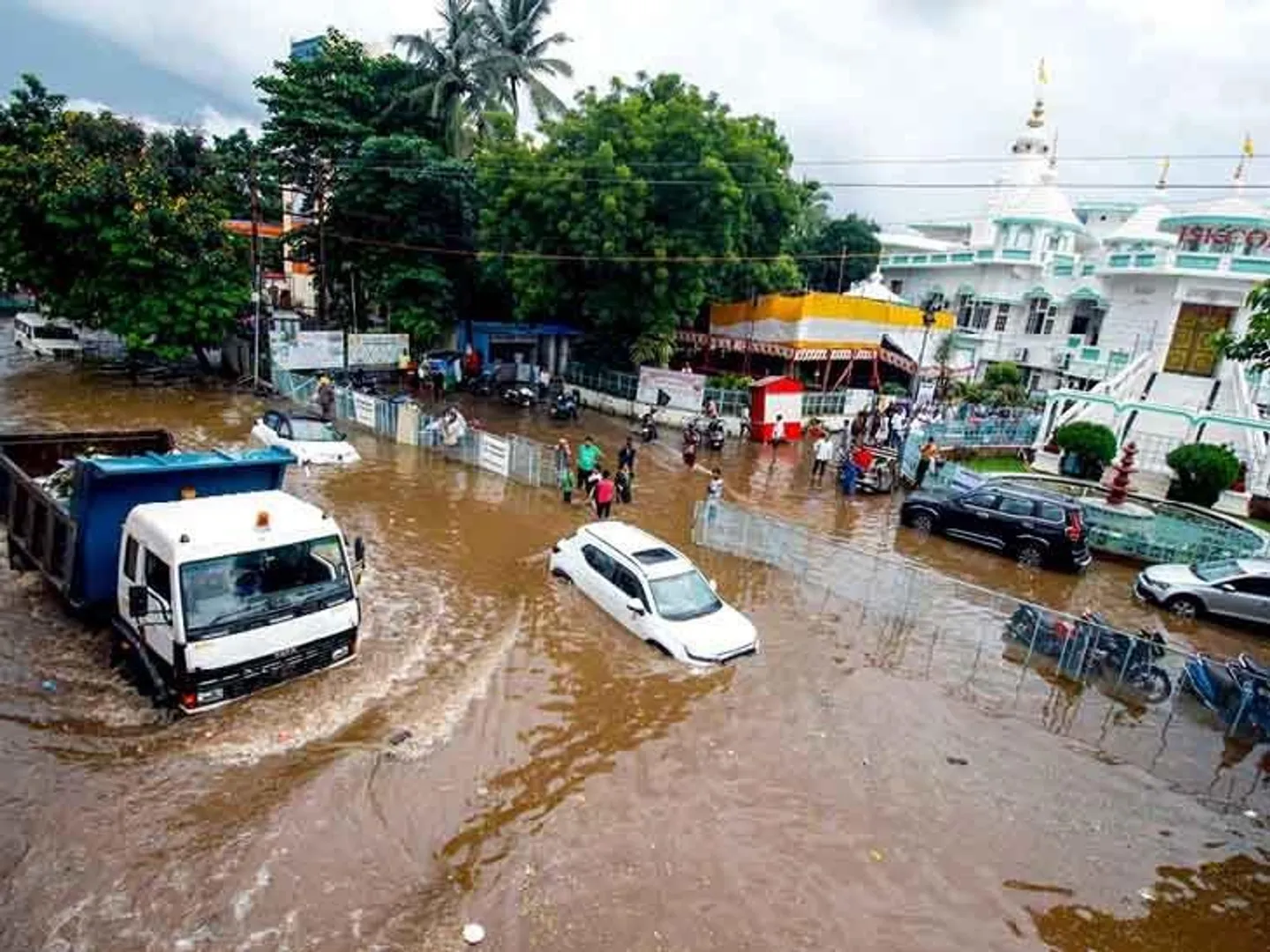 राजस्थान-पुणे में बारिश, एमपी में मानसून की दस्तक की तैयारी; उत्तर भारत के 7 राज्यों में भीषण लू का संकट बरकरार