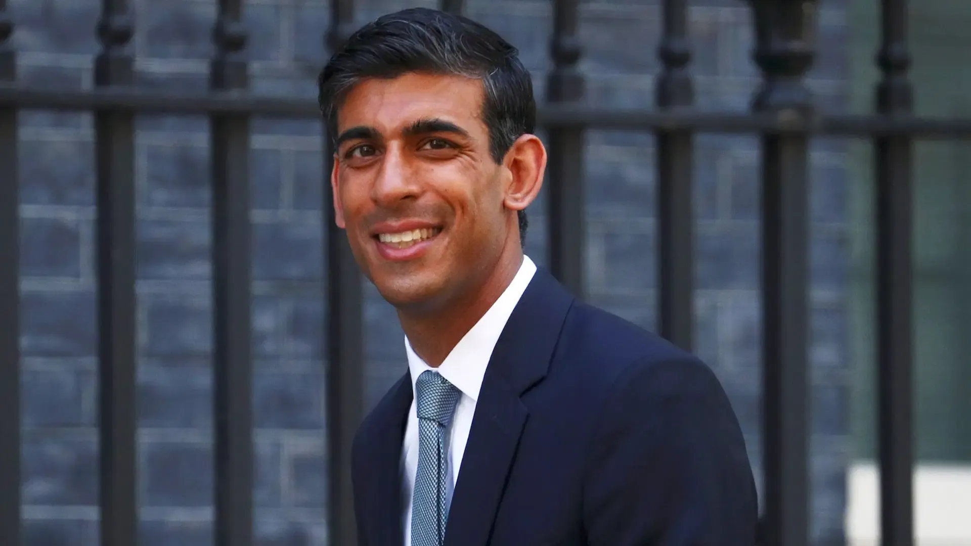 rishi-sunak-joins-goldman-sachs-as-senior-advisor