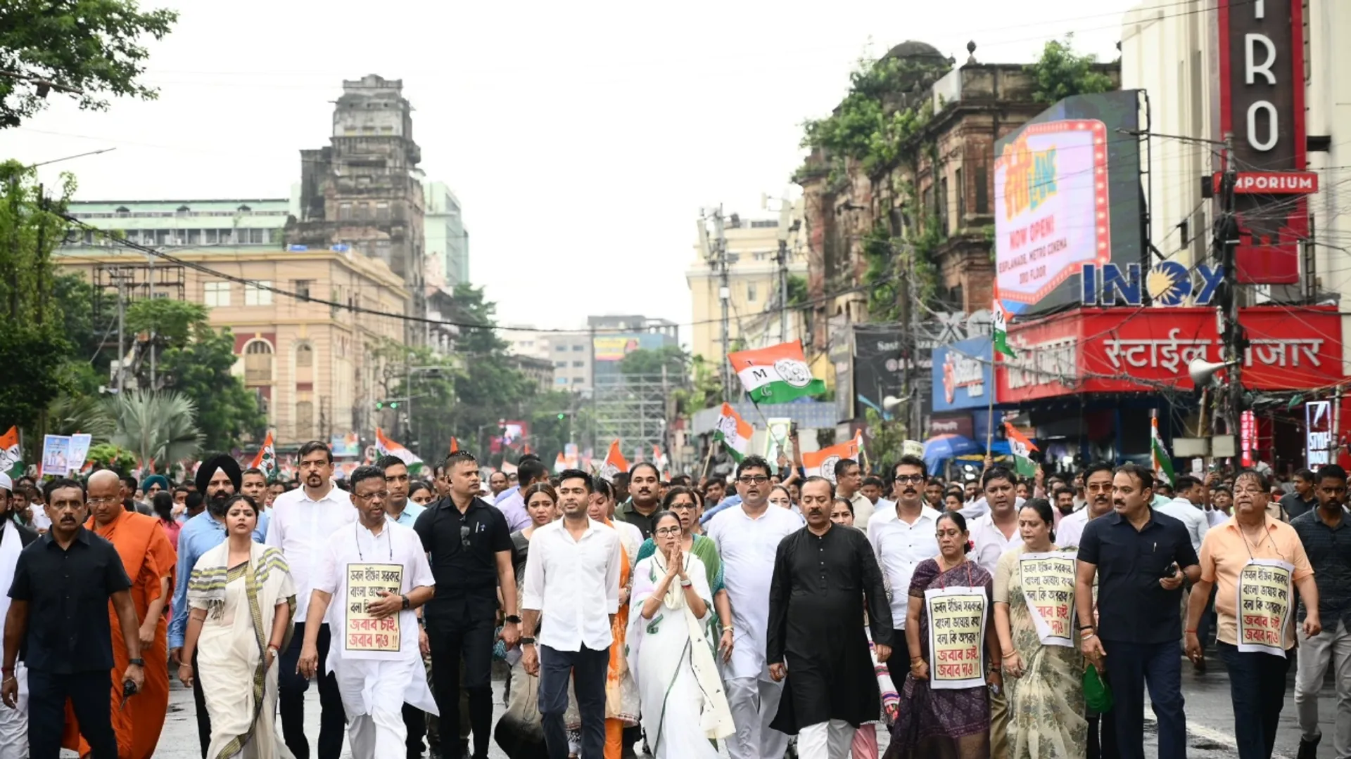 mamata-banerjee-bengali-card-vs-bjp-illegal-immigrants-politics-2025