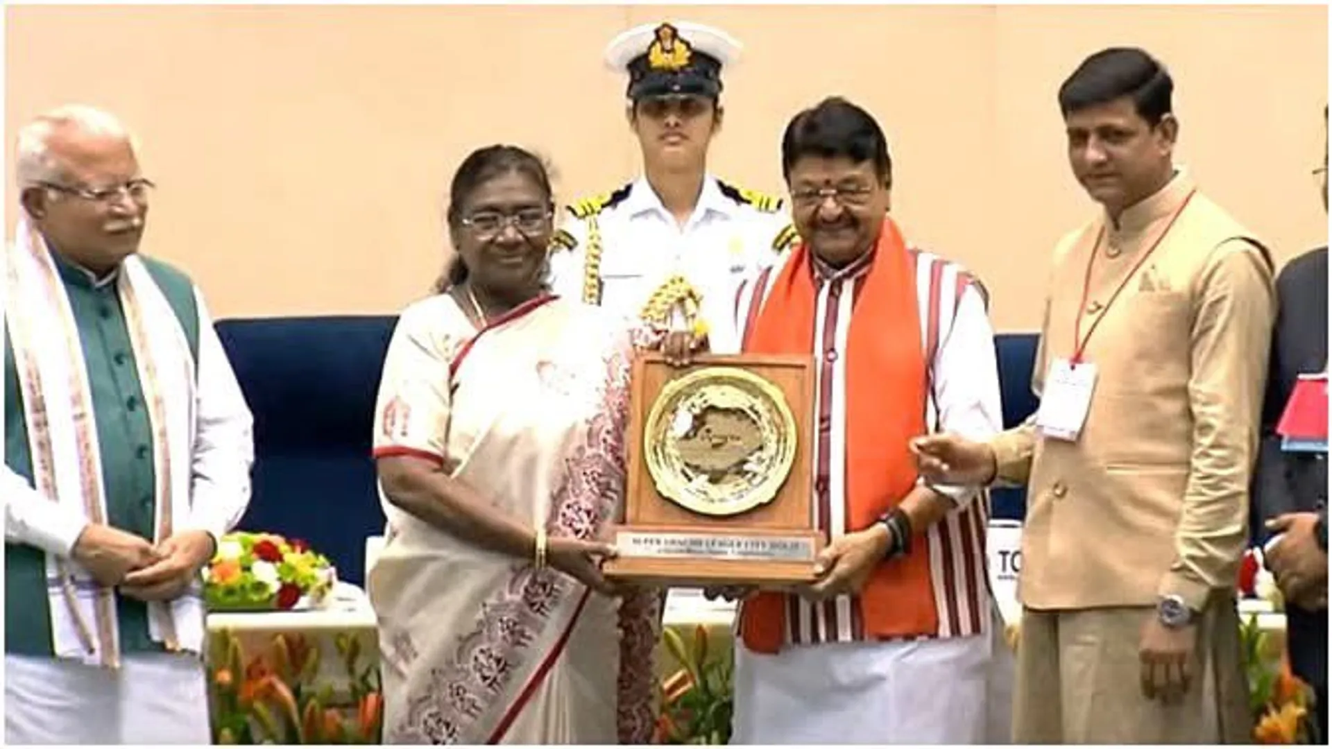 स्वच्छता सर्वेक्षण 2024: इंदौर फिर देश में नंबर-1, उज्जैन, देवास और शाहगंज ने भी किया दमदार प्रदर्शन