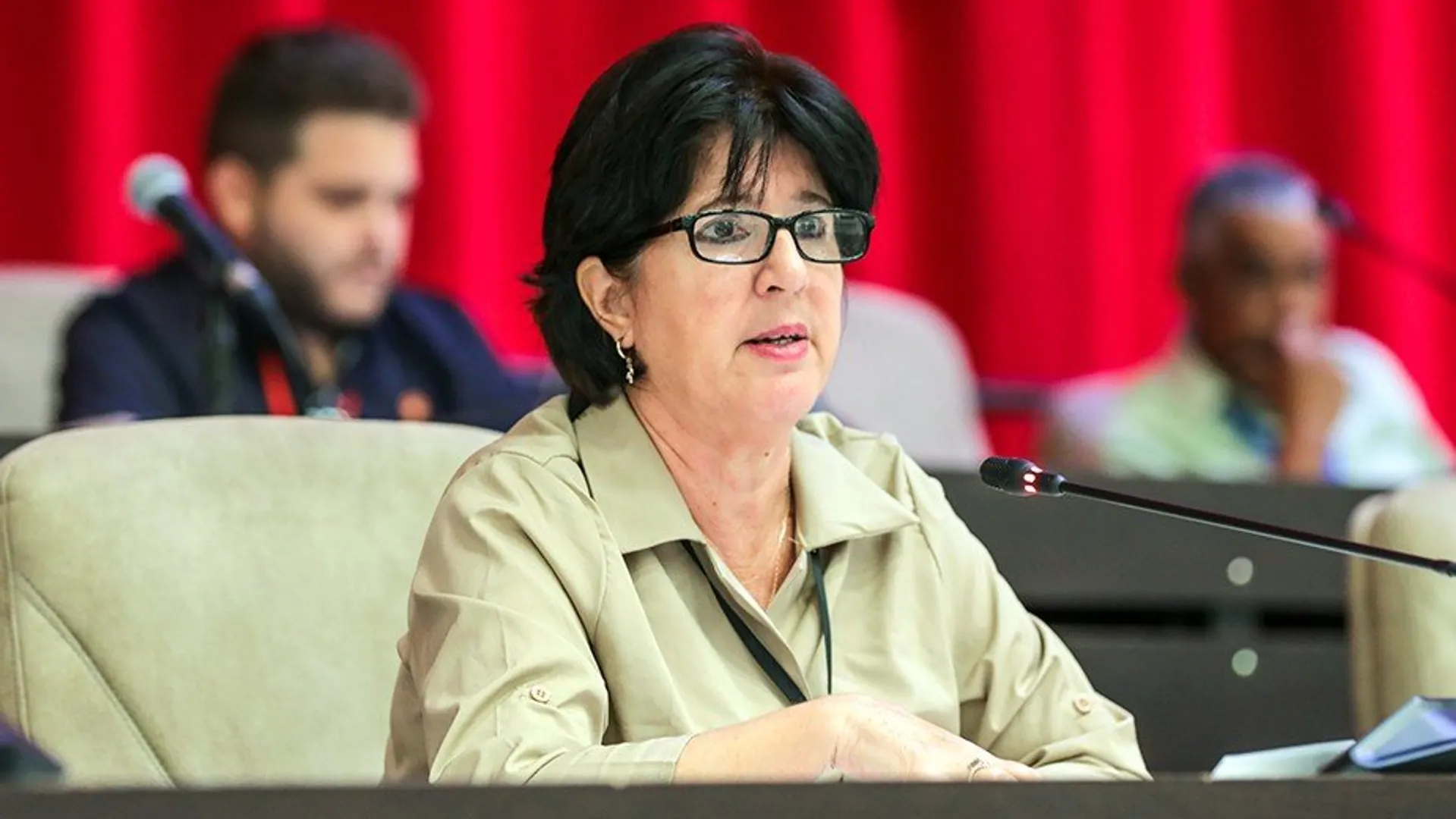 cuban-minister-resigns-over-poverty-remark