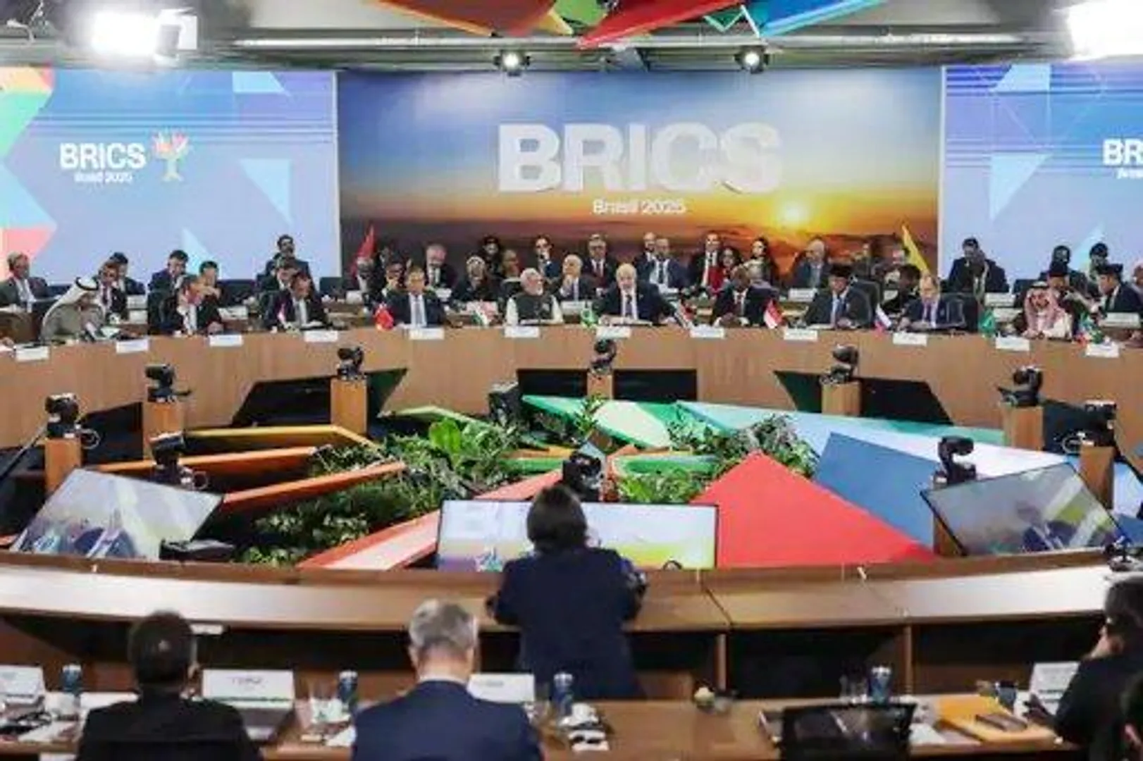 ब्रासीलिया में शिव तांडव स्तोत्र और शास्त्रीय नृत्य से हुआ पीएम मोदी का स्वागत: राष्ट्रपति सिल्वा से द्विपक्षीय वार्ता में ट्रेड, डिफेंस और स्पेस सहयोग पर चर्चा