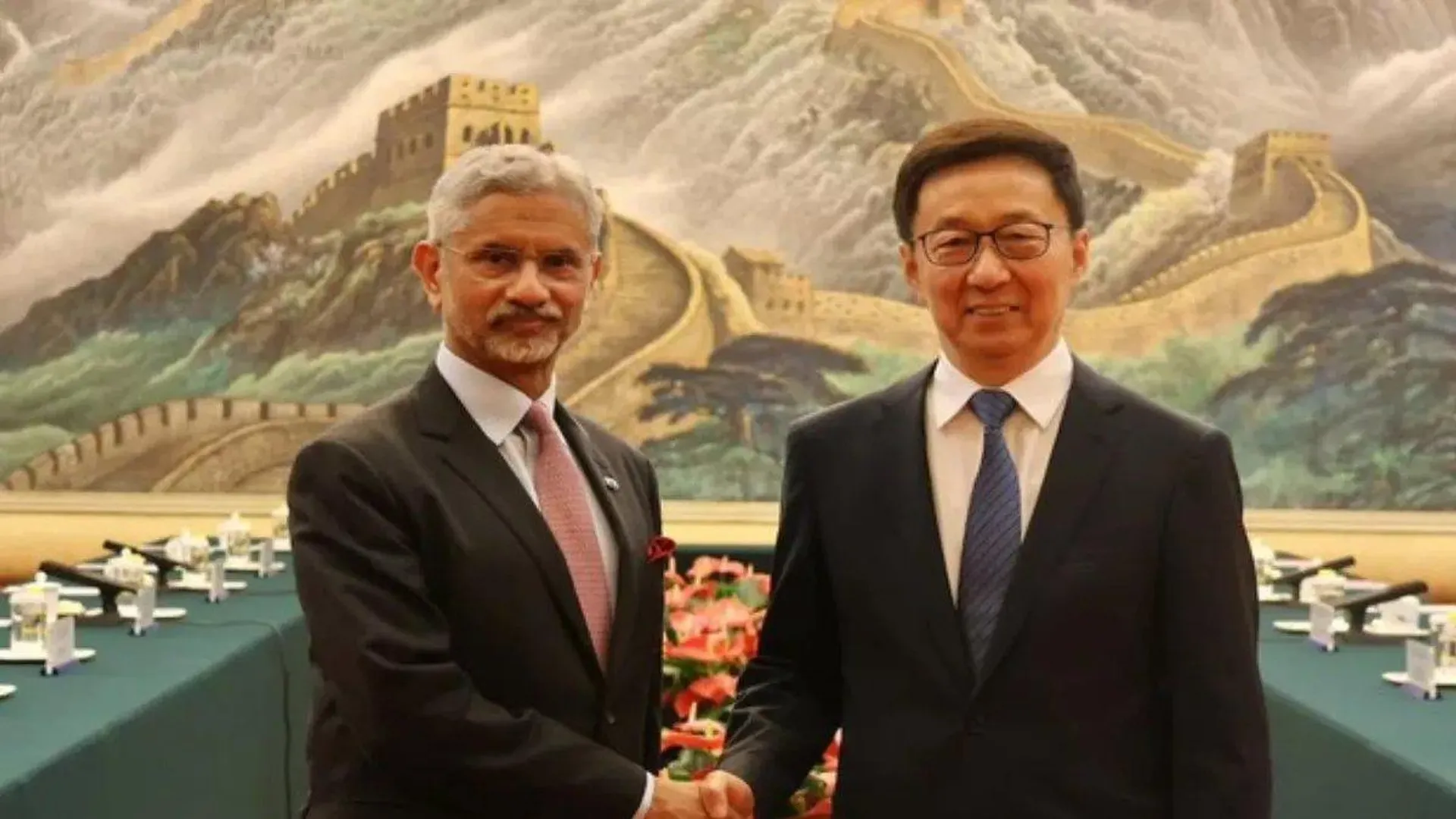 गलवान के बाद पहली बार चीन पहुंचे जयशंकर: एससीओ समिट और मानसरोवर यात्रा पर दिया जोर