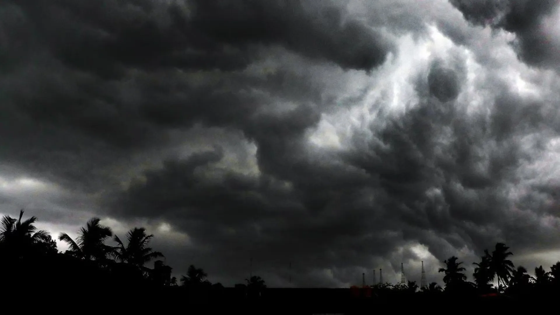 madhya-pradesh-weather-update-heavy-rain-alert-august