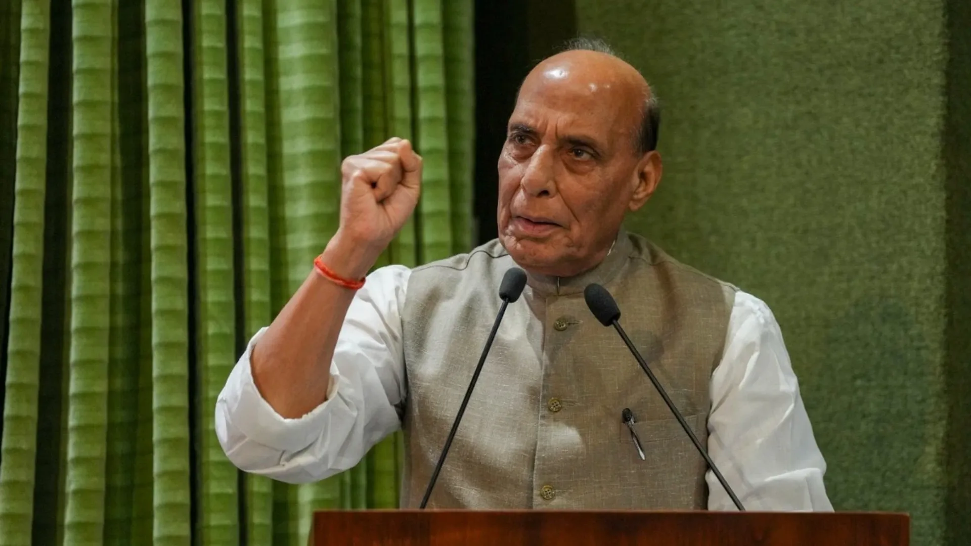 rajnath-singh-slams-pakistan-ferrari-dumper-economy
