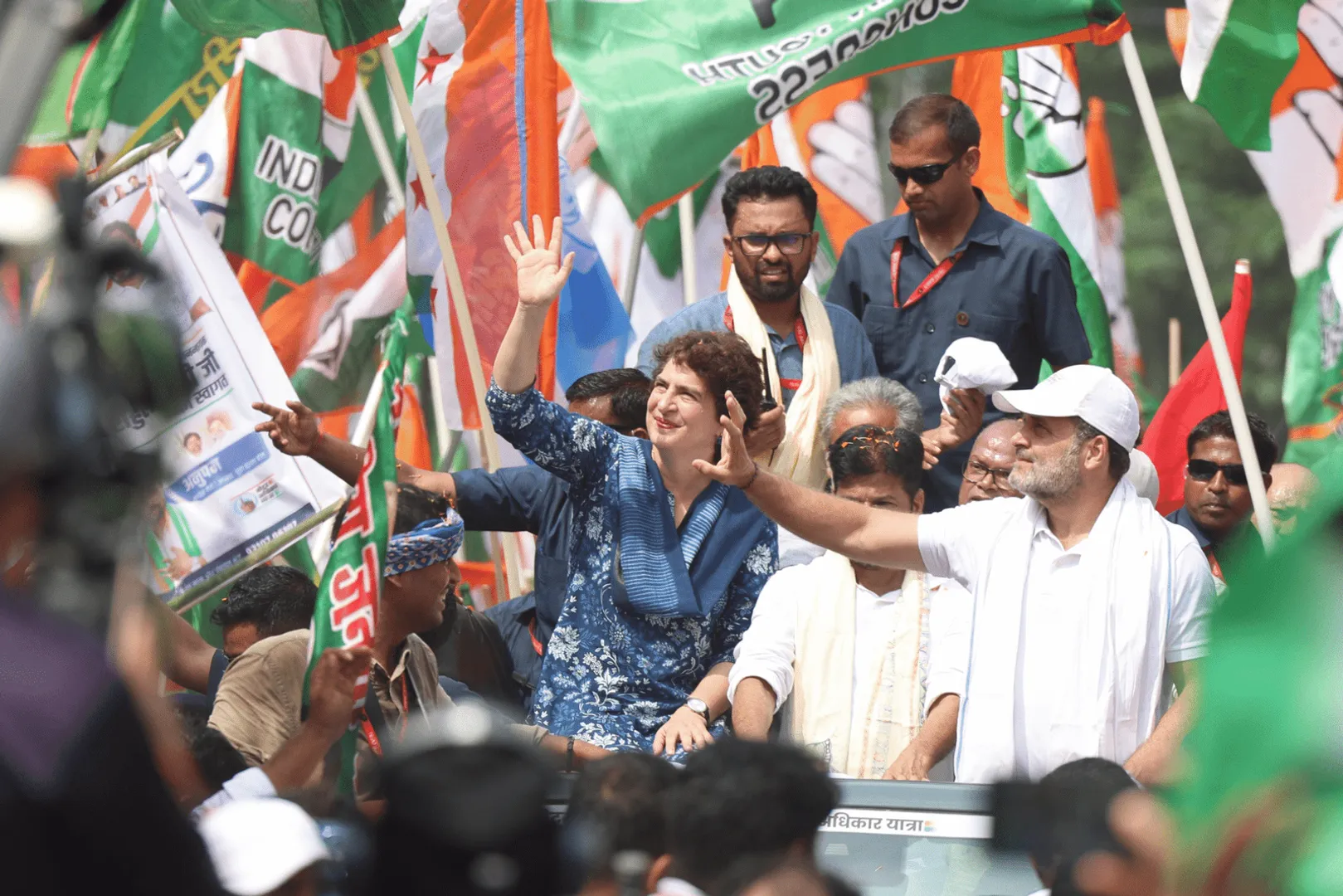 rahul-gandhi-priyanka-gandhi-voter-adhikar-yatra-madhubani