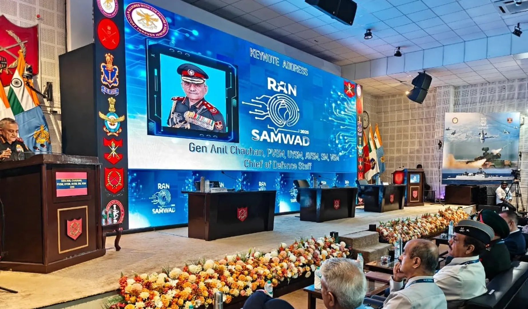 cds-anil-chauhan-bharat-shantipriya-nahi-ran-samvad-2025