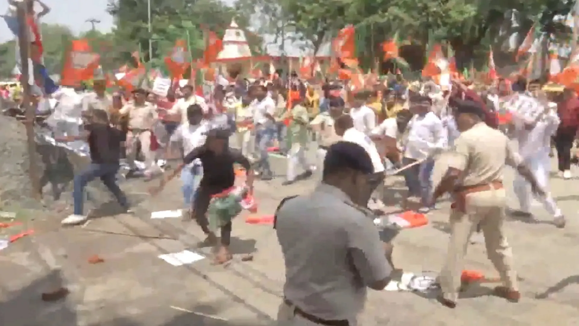 bjp-congress-clash-patna-rahul-gandhi-journey