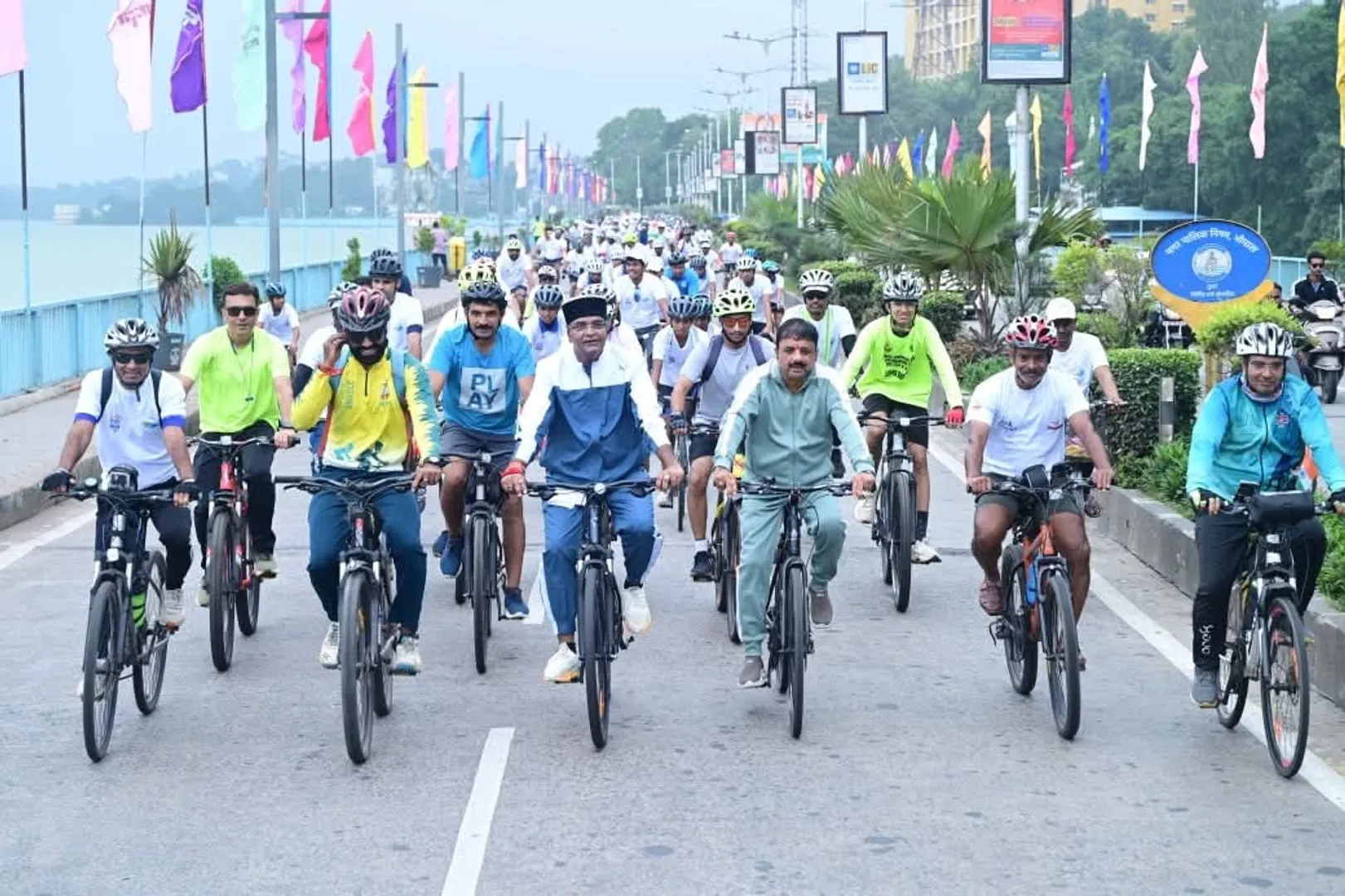 national-sports-day-bhopal-fit-india-cycle-rally