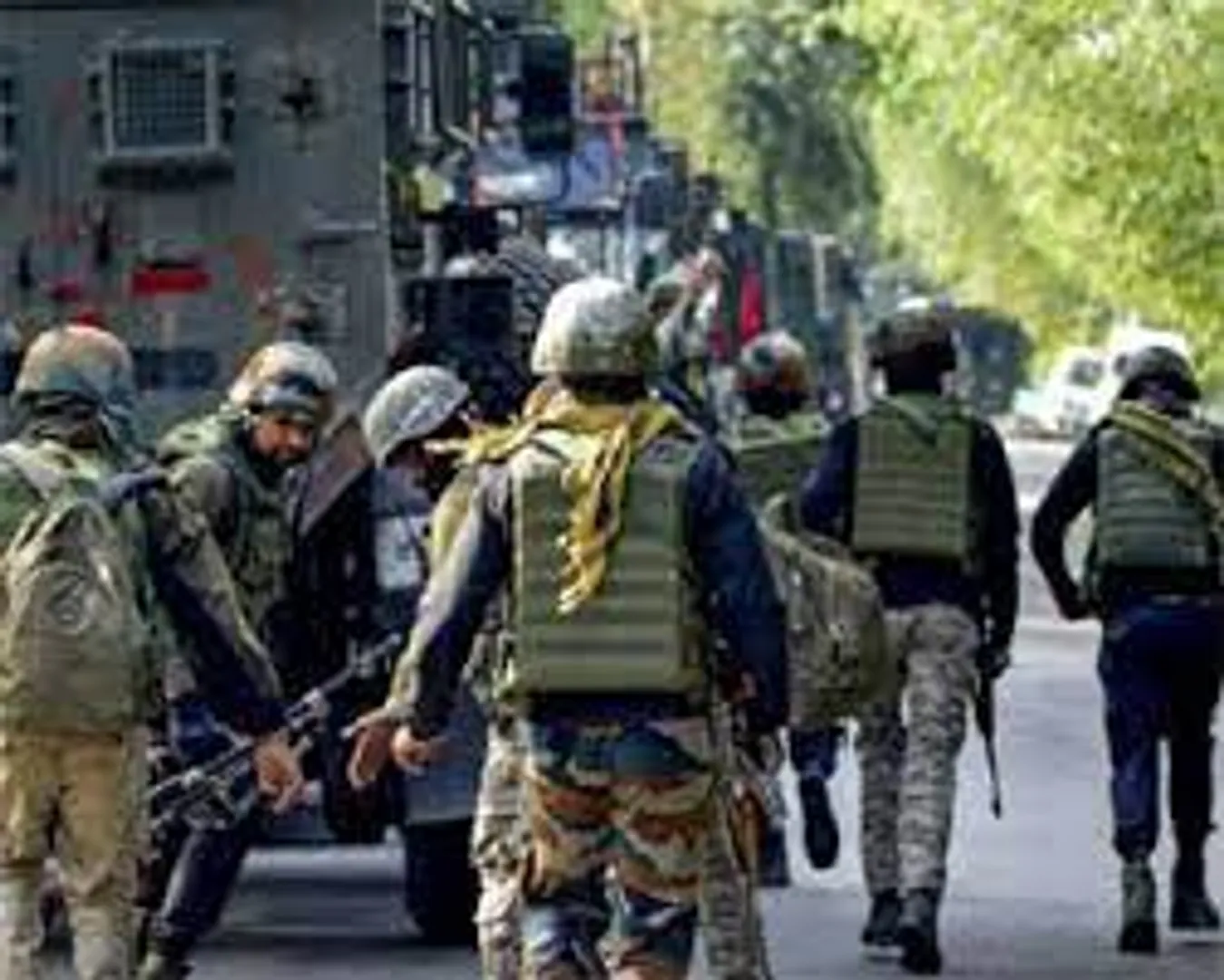 : kulgam-encounter-two-soldiers-martyred-operation-continues