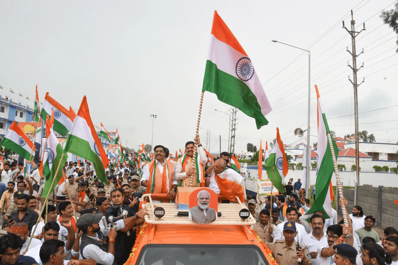 bhopal-32km-tiranga-yatra-cm-mohan-yadav