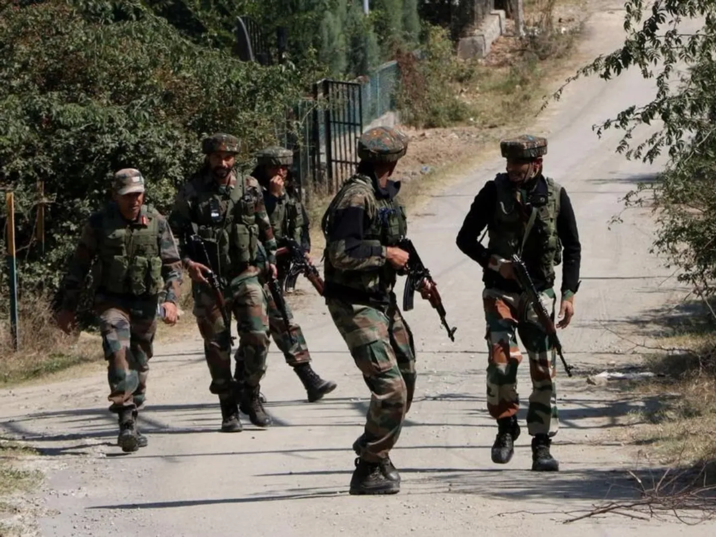 operation-akhal-kulgam-terrorists-killed-haris
