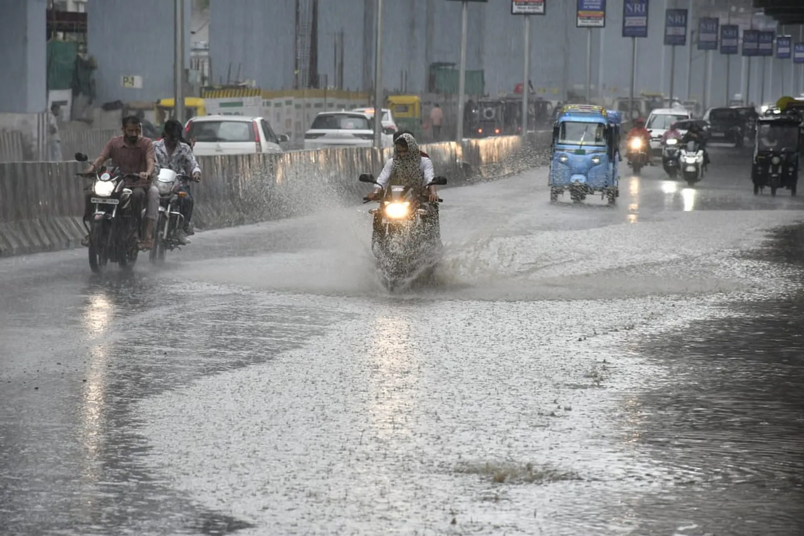 mp-heavy-rain-alert-9-districts-4inch-rain-forecastmp-heavy-rain-alert-9-districts-4inch-rain-forecast