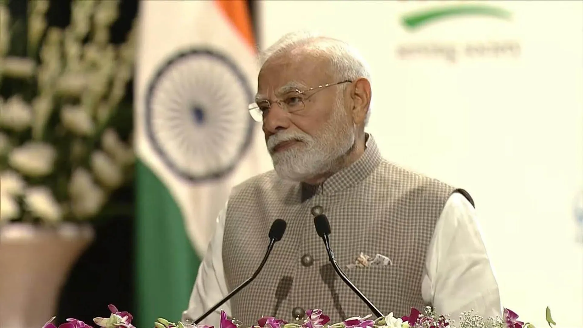 मोदी का दो टूक बयान : किसानों के हितों से कोई समझौता नहीं, चाहे इसकी कितनी भी कीमत क्यों न चुकानी पड़े; अमेरिका ने भारत पर लगाया 25% टैरिफ