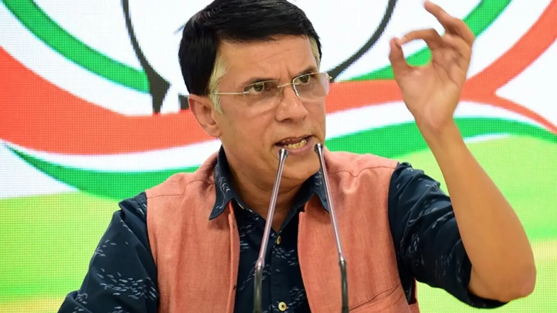 pawan-kheda-wife-two-voter-cards