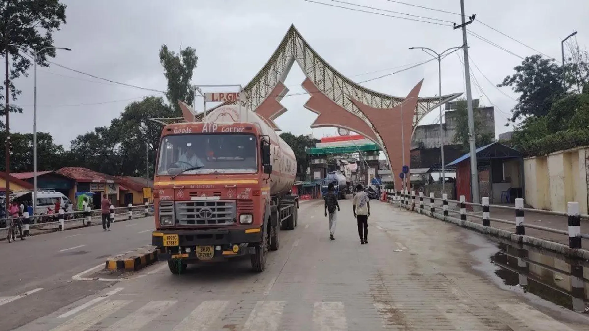 nepal-emergency-india-border-alert