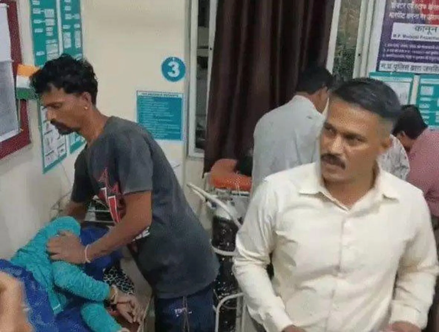 sawer-tractor-trolley-accident-indore-three-dead-twentyfive-injured