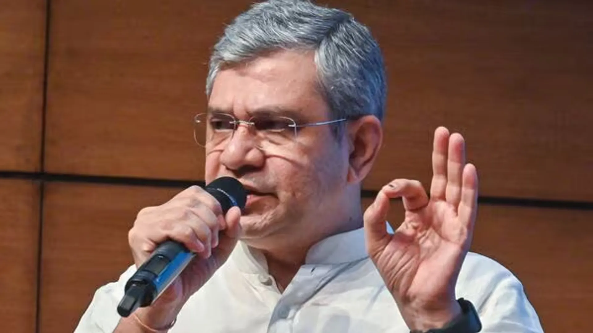 8th-pay-commission-terms-of-reference-approved-by-centre