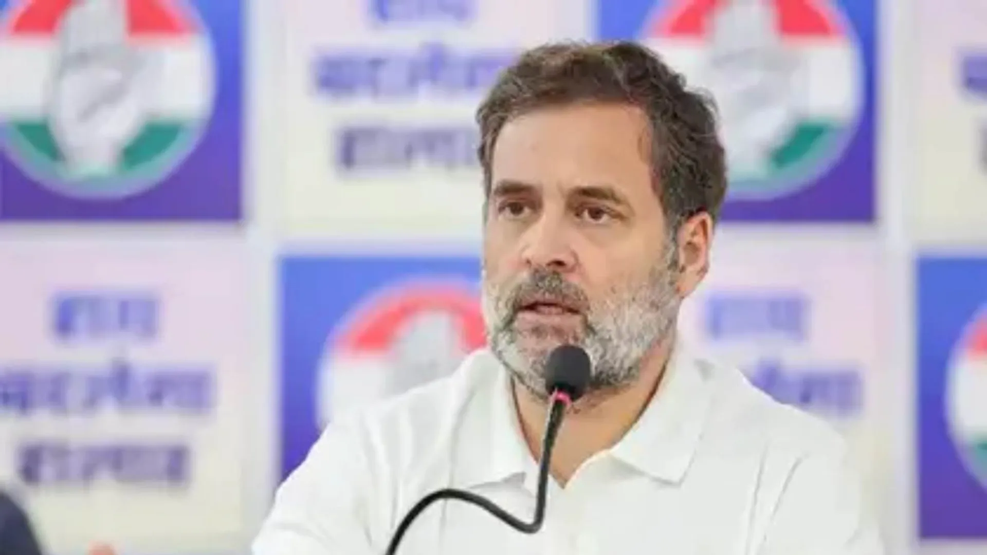 rahul-gandhi-attacks-nda-bihar-election-speech