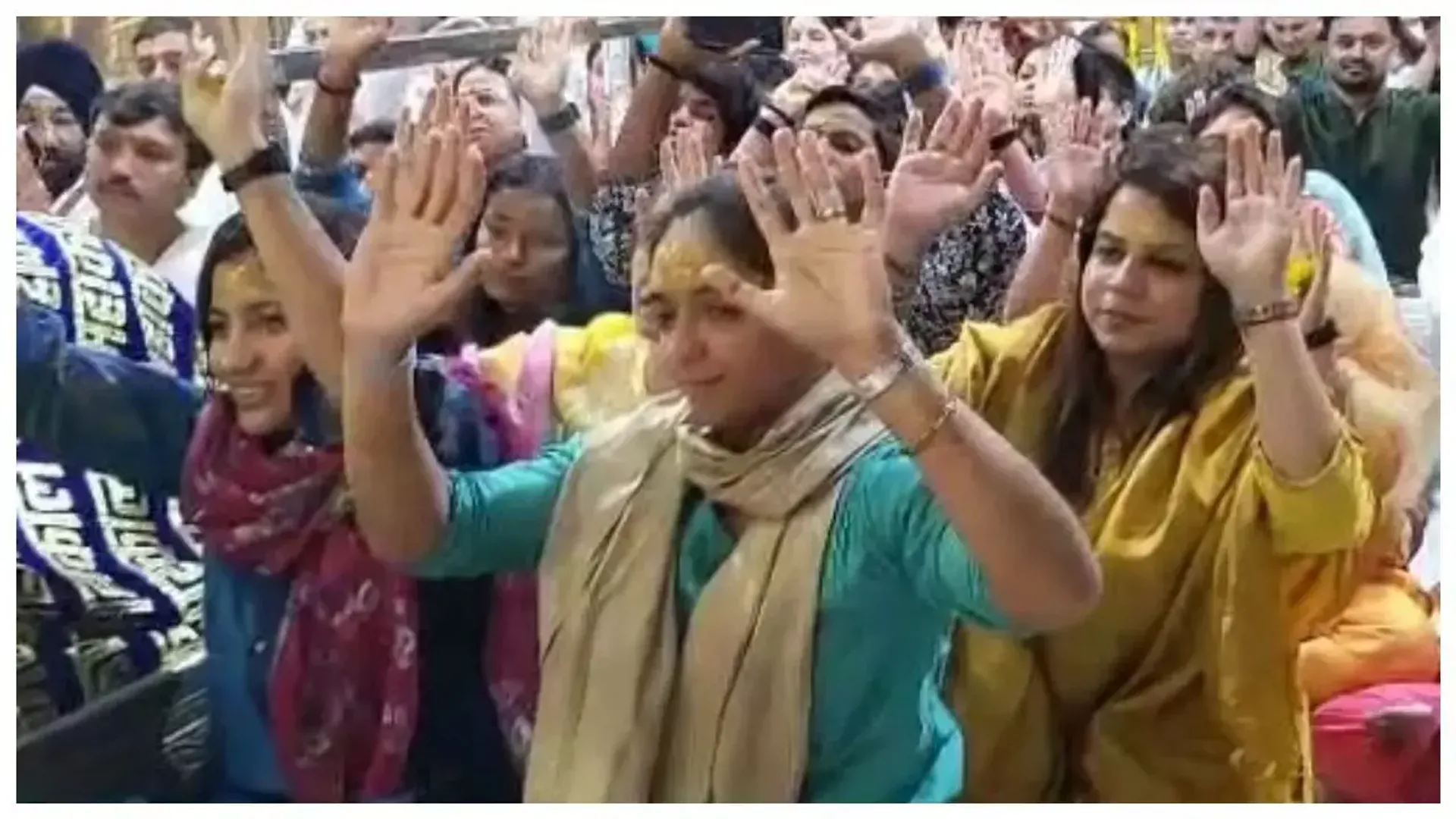 indian-women-cricket-team-visited-lord-mahakal-temple-ujjain