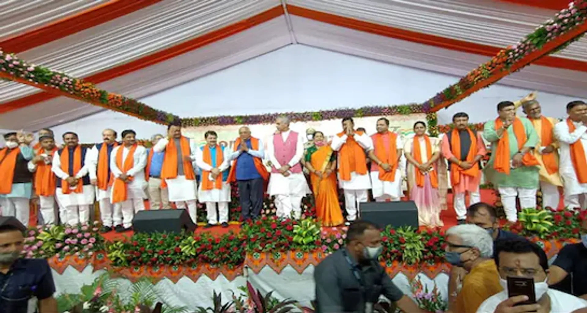 gujarat-cabinet-expansion-bhupendra-patel-meets-governor-new-ministers-sworn-in