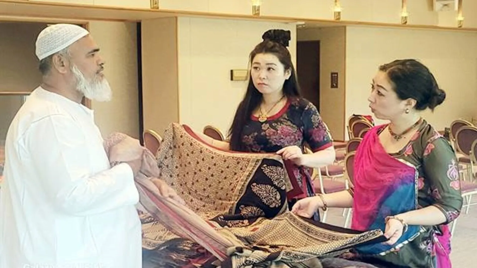 madhya-pradesh-bagh-print-shines-at-indian-handicrafts-fair-2025