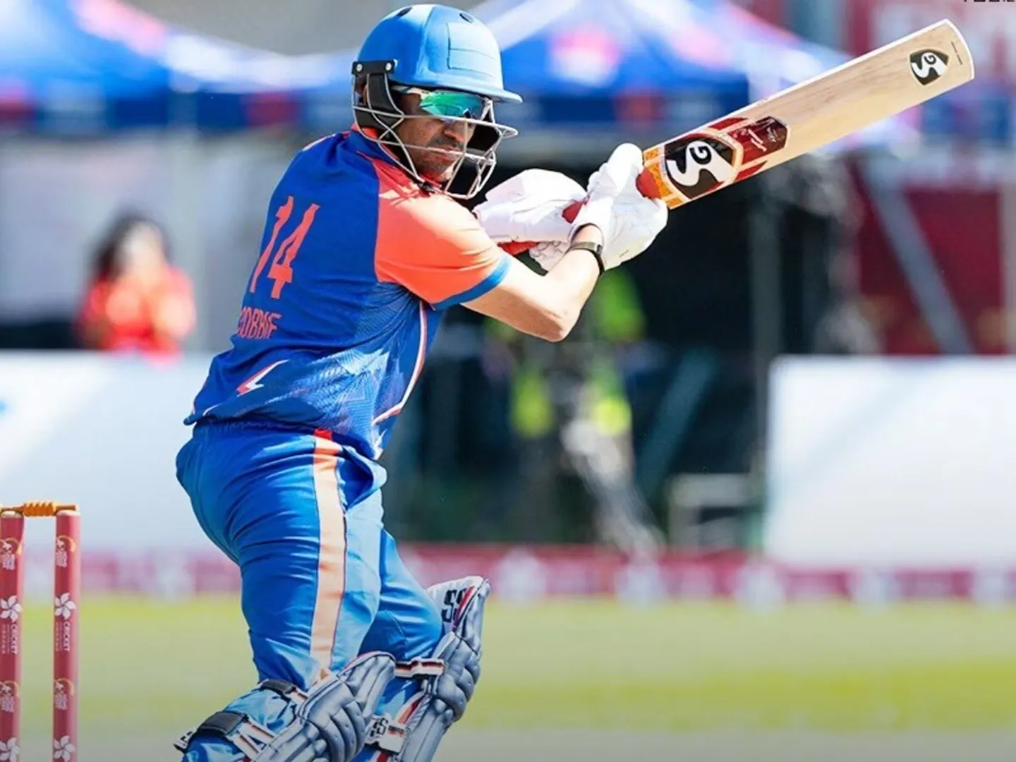 india-beats-pakistan-by-2-runs-hong-kong-sixes-2025