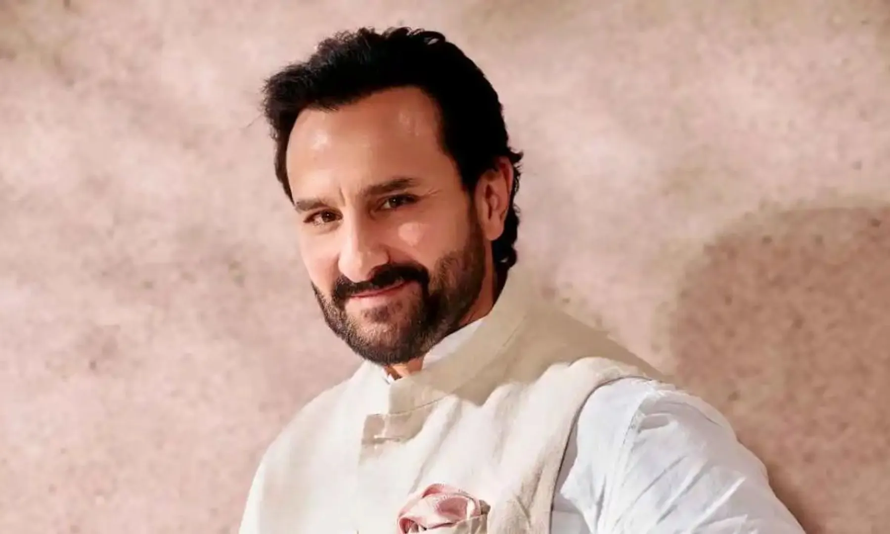 Saif Ali Khan stabbed 6 times, undergoes surgery 3 suspects detained  Latest updates