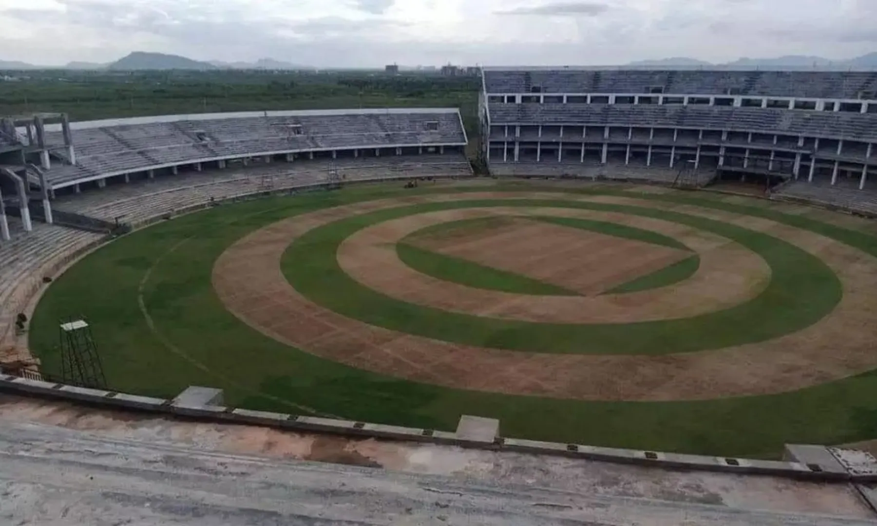 World's largest cricket stadium to be built in Amravati, announces Andhra Cricket Association.