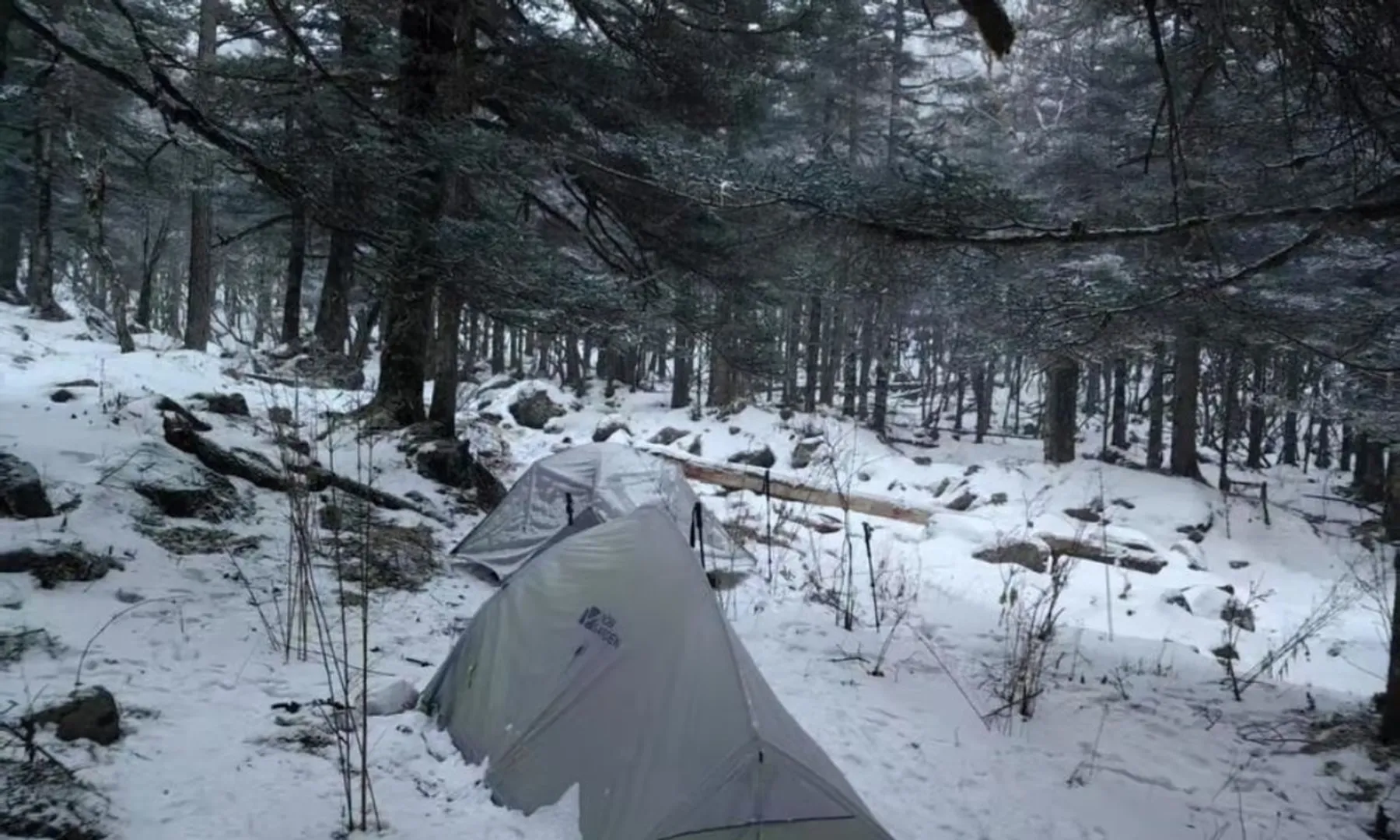 18-year-old survives 10 days in freezing mountains with just toothpaste and melted snow