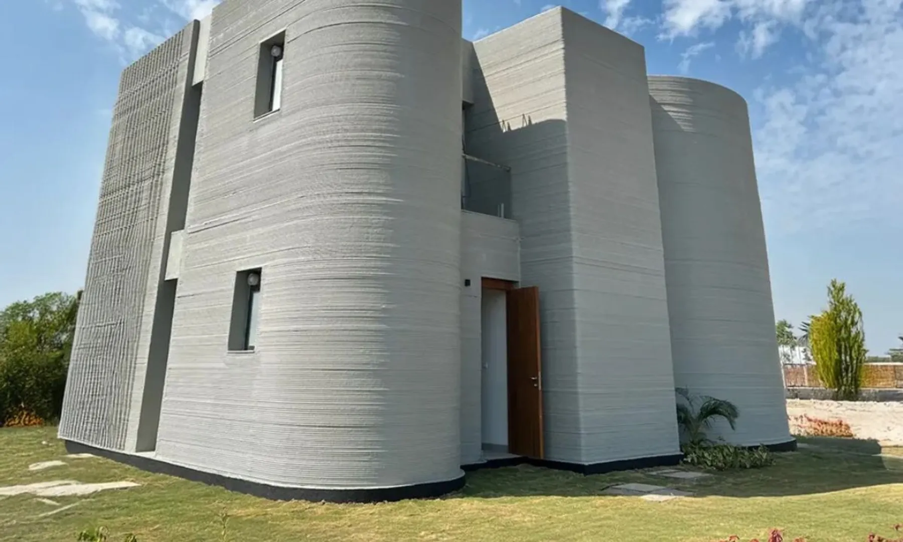 “This house is printed!” – Tour of India’s first 3D-printed villa  Video