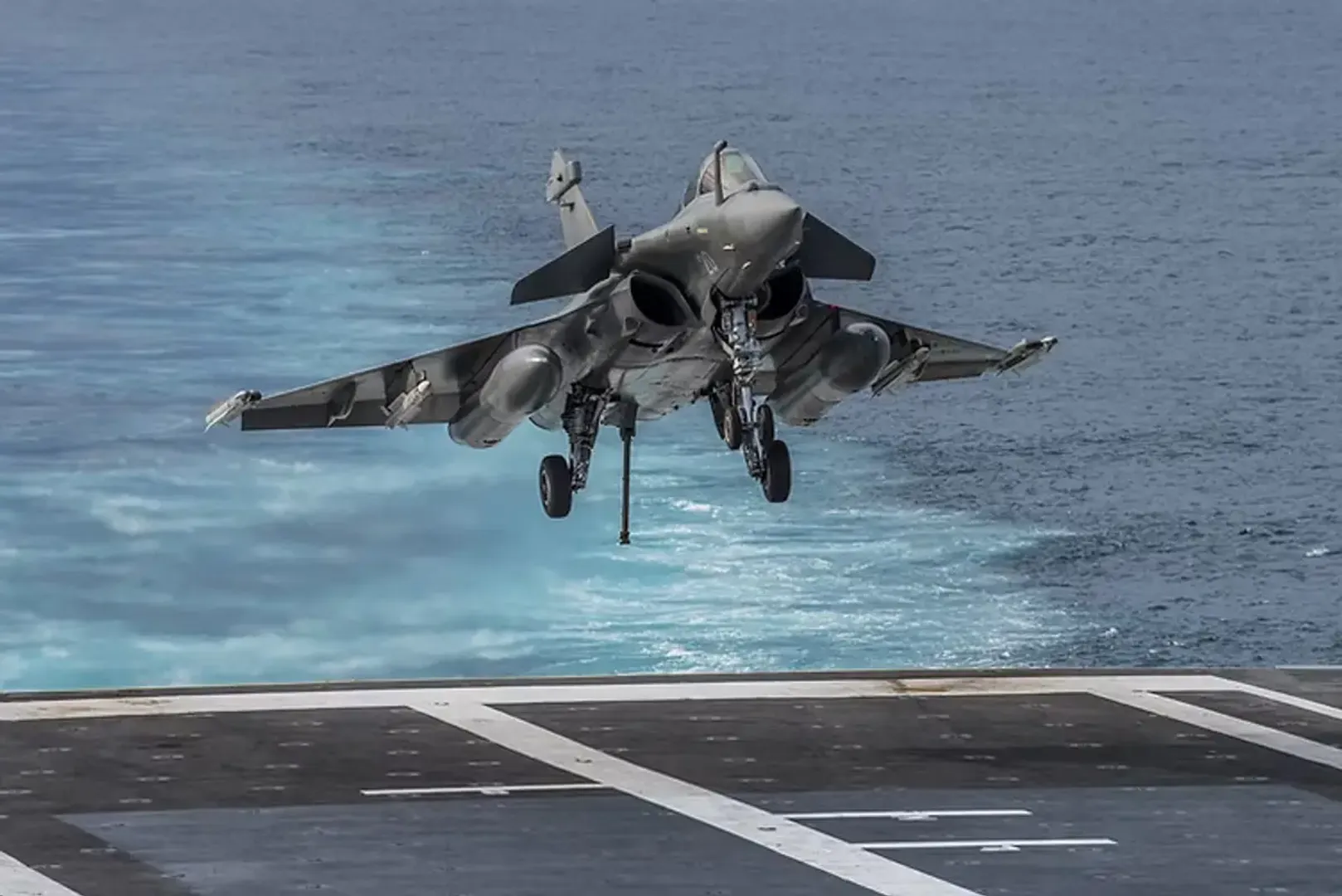 India to signs ₹63,000 crore deal for 26 Rafale-M jets with France