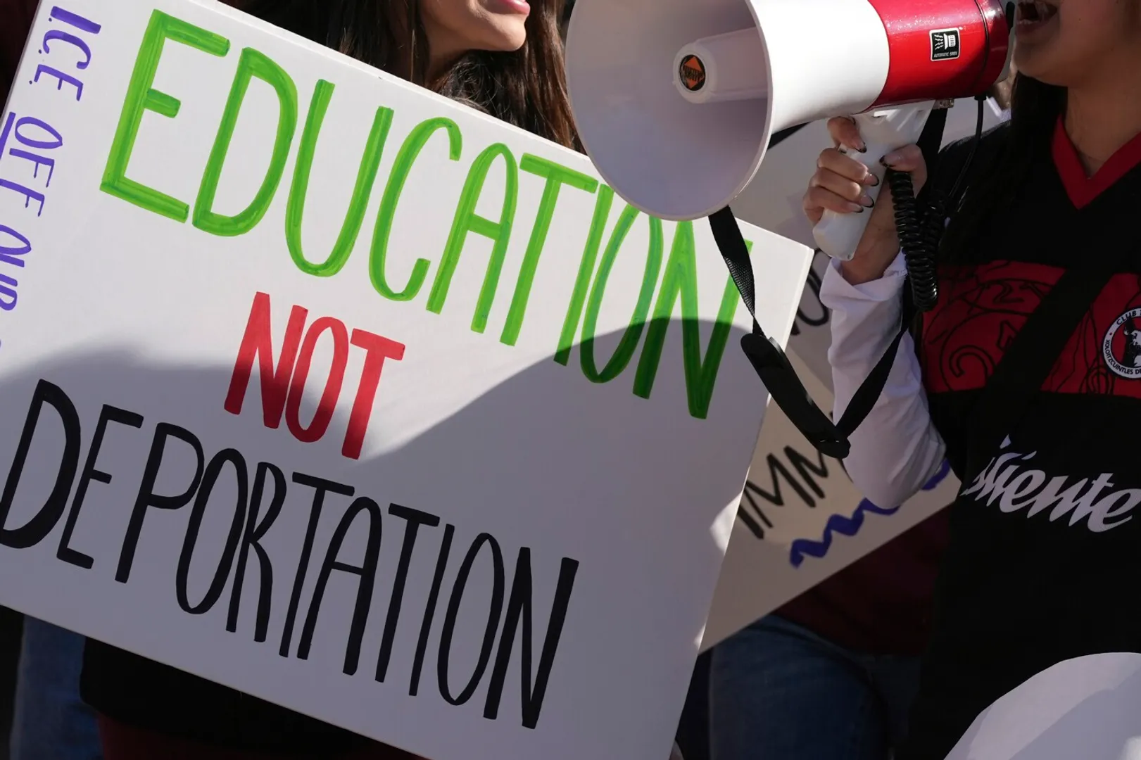 US warns students: Skipping classes can cancel visa