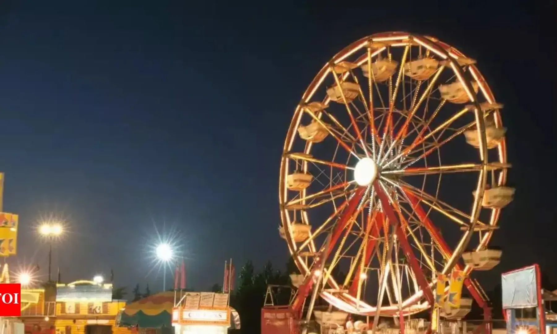 Chennai amusement park ride malfunctions, 30 people stuck mid-air including children