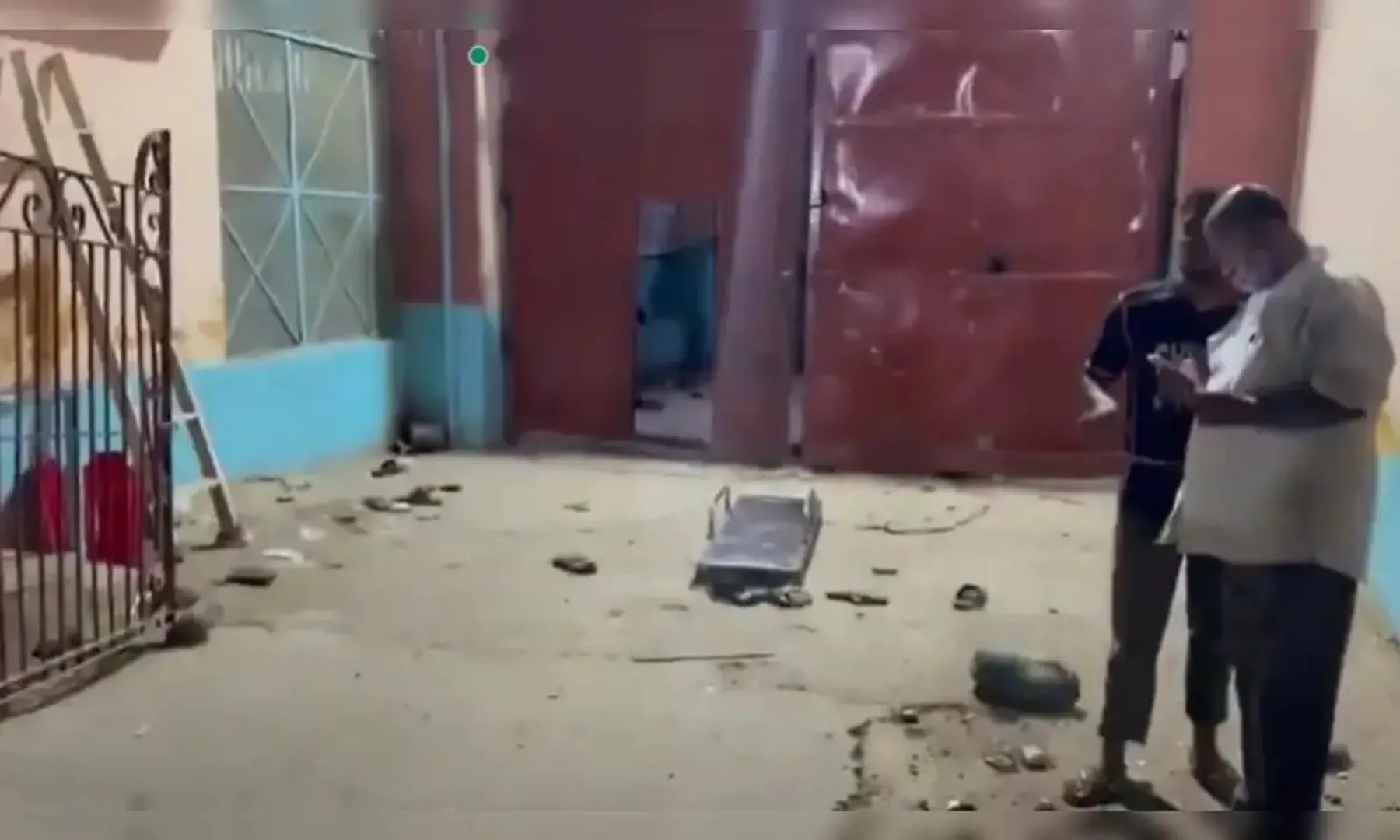 Dozens of inmates escape from Karachi jail after earthquakes damage walls, says official