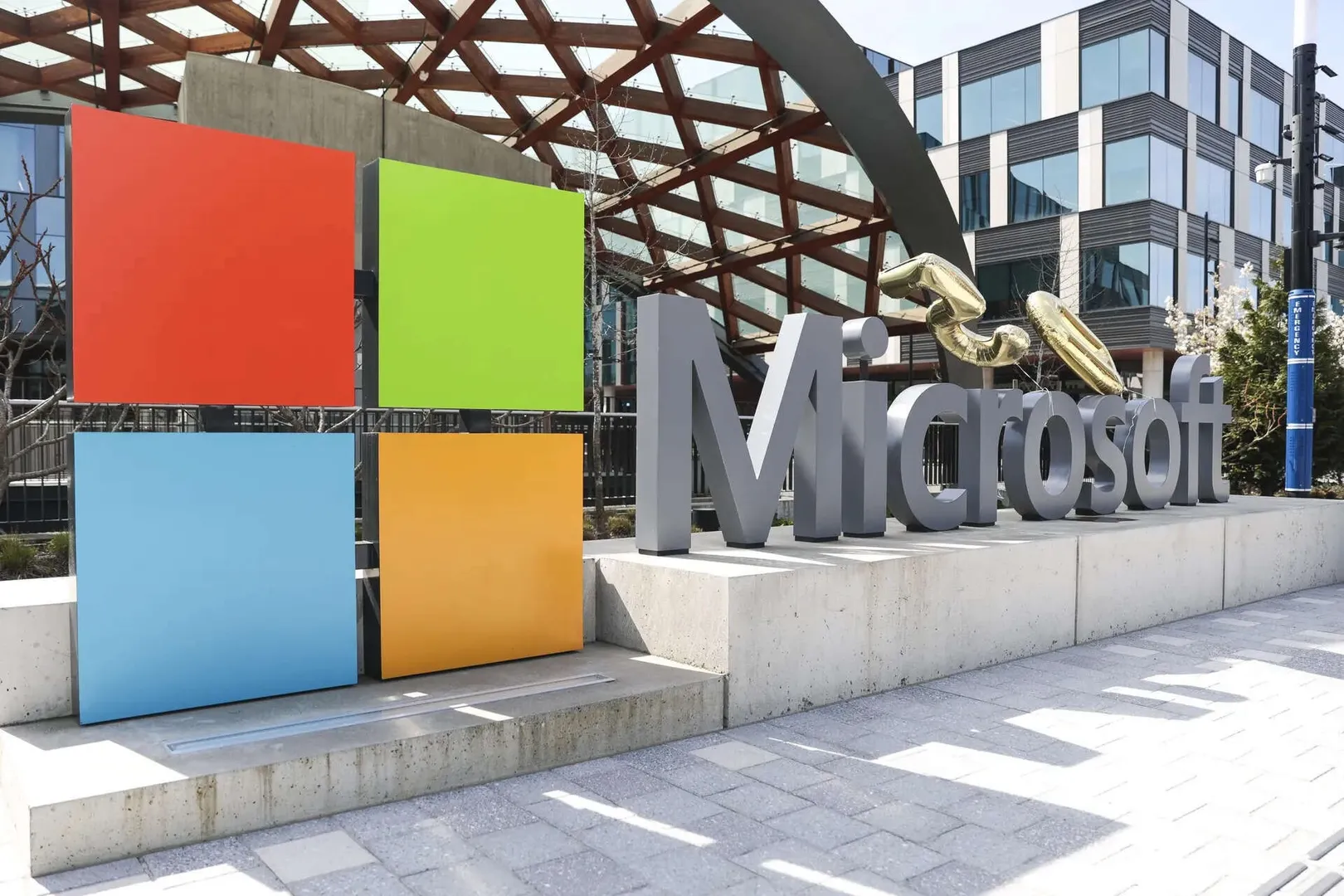 Microsoft exits Pakistan after 25 years, says goodbye to local office post image