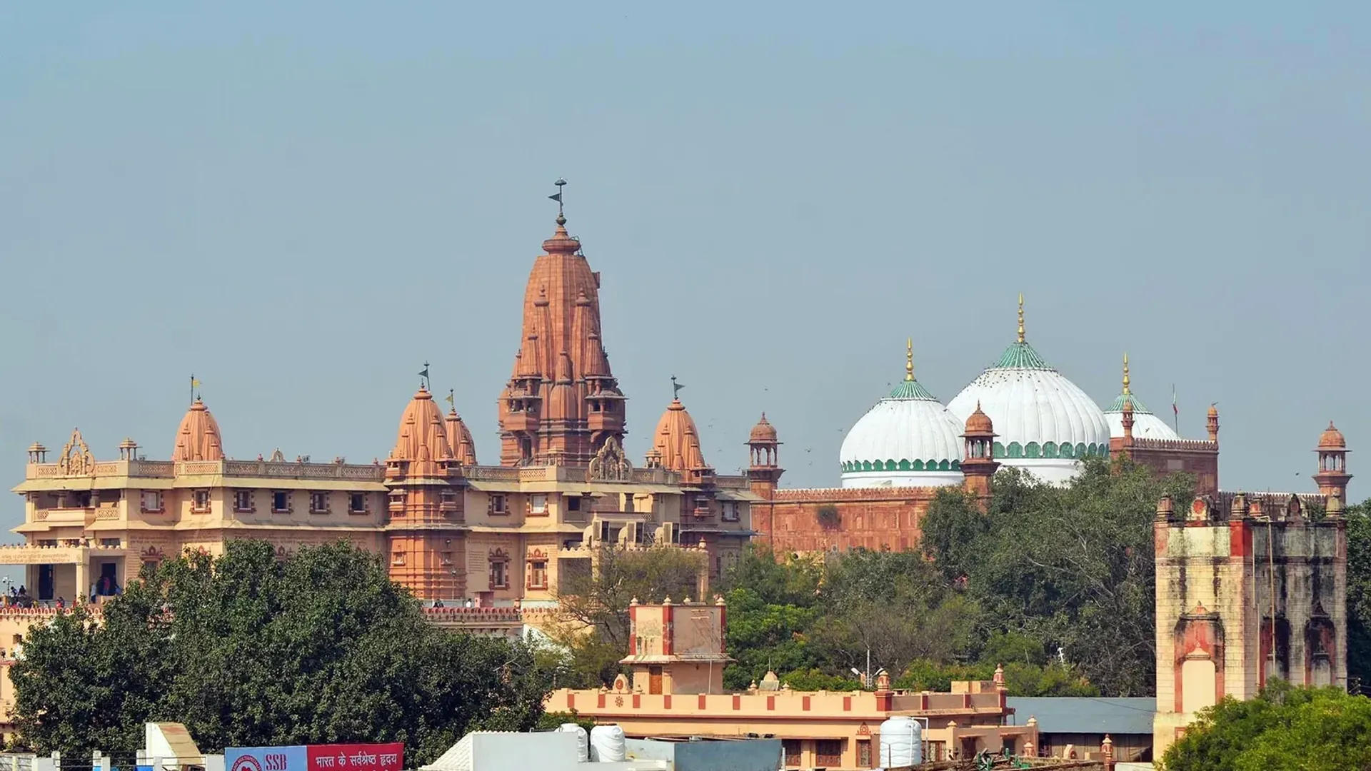  Allahabad High Court rejects petition to call Shahi Idgah a “disputed structure” post image