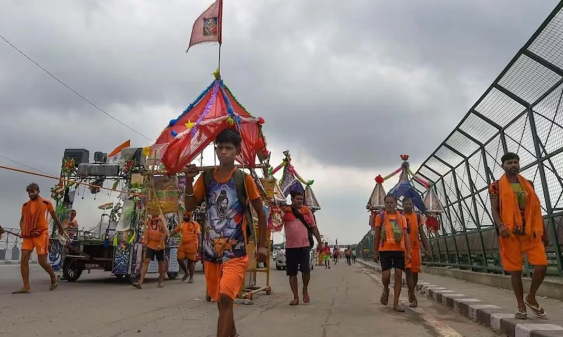  Delhi to close meat shops during Kanwar Yatra, liquor ban also requested post image
