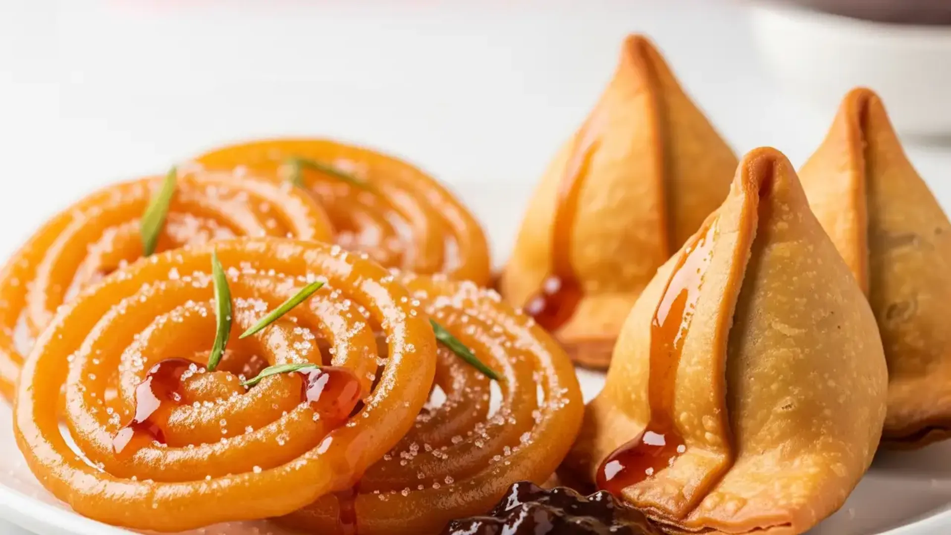  Samosas and jalebis to get cigarette-style health warnings in India post image