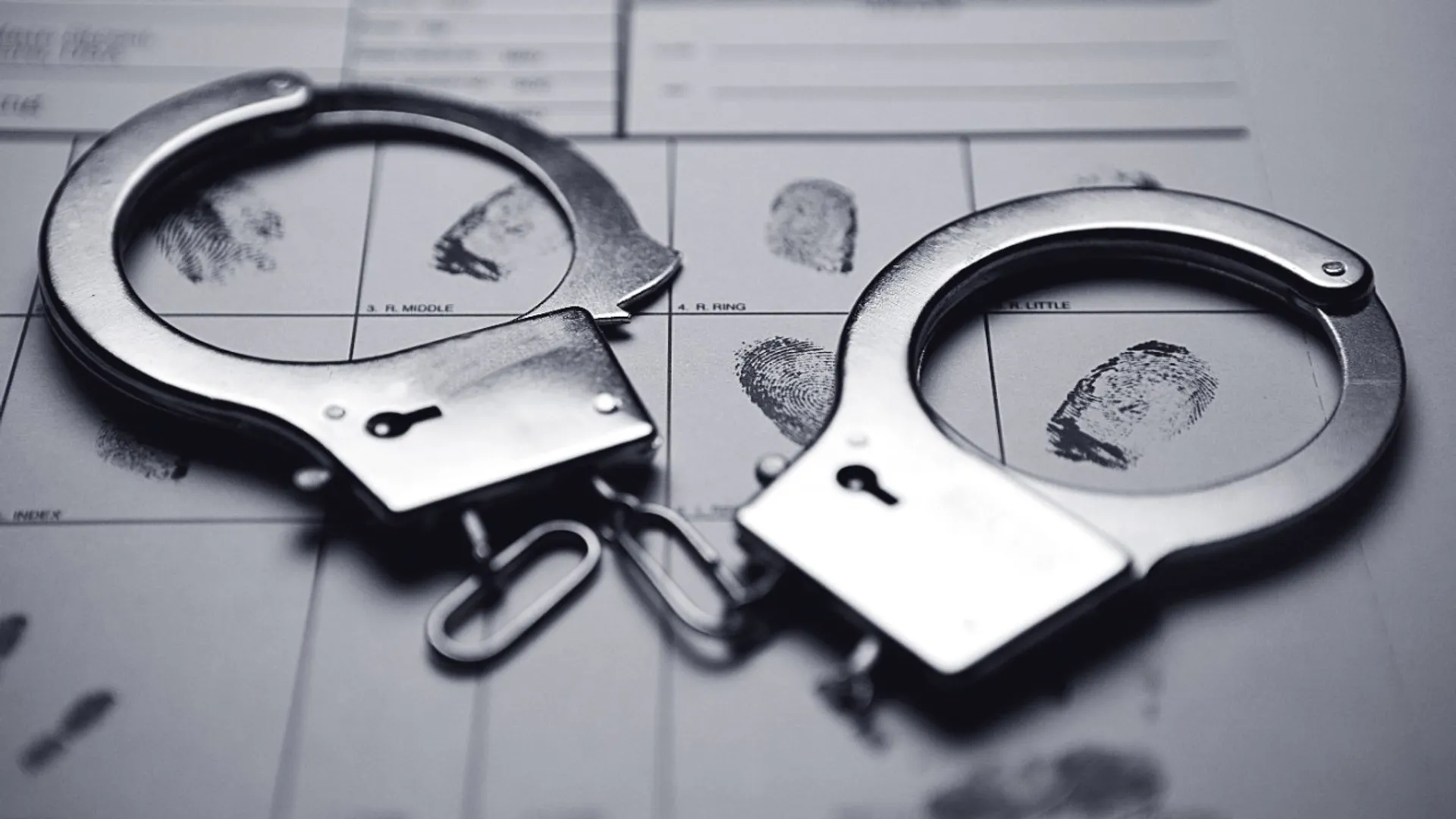  Father-son duo dupes businessman using water seller posing as IAS officer post image