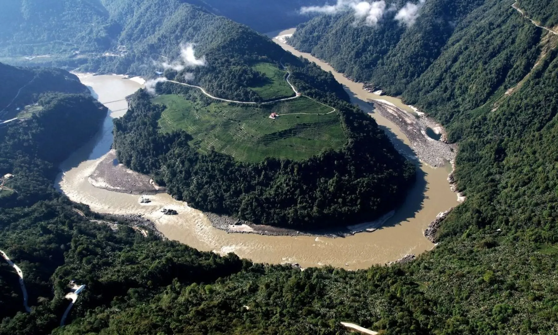 China begins construction of world’s largest hydropower dam