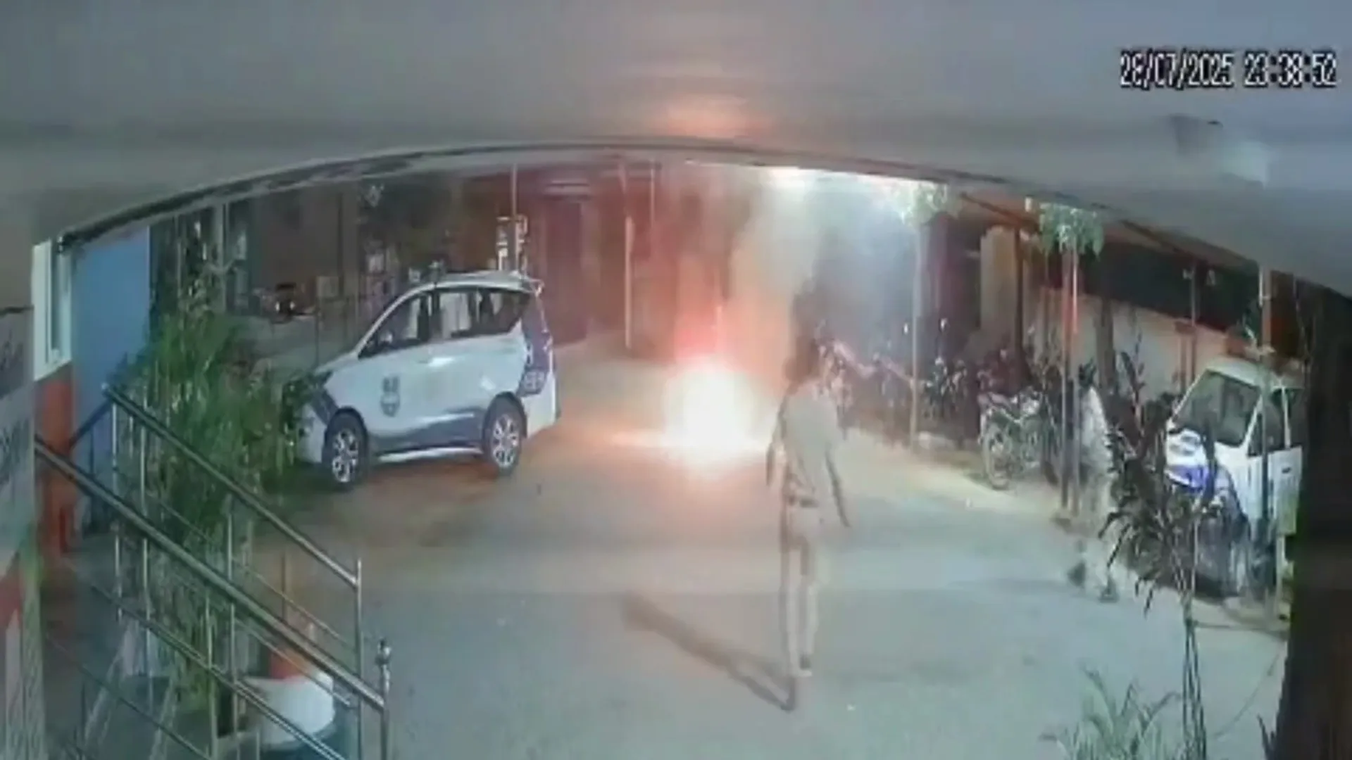 man-sets-himself-on-fire-telangana-police-station-302259378-16x9_0