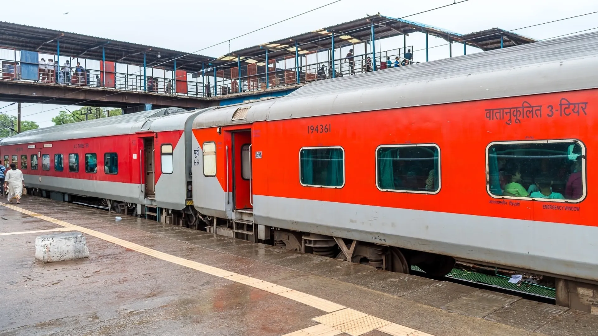 train-2025-06-eb14ddbdbc779236edecb6868ab184f7