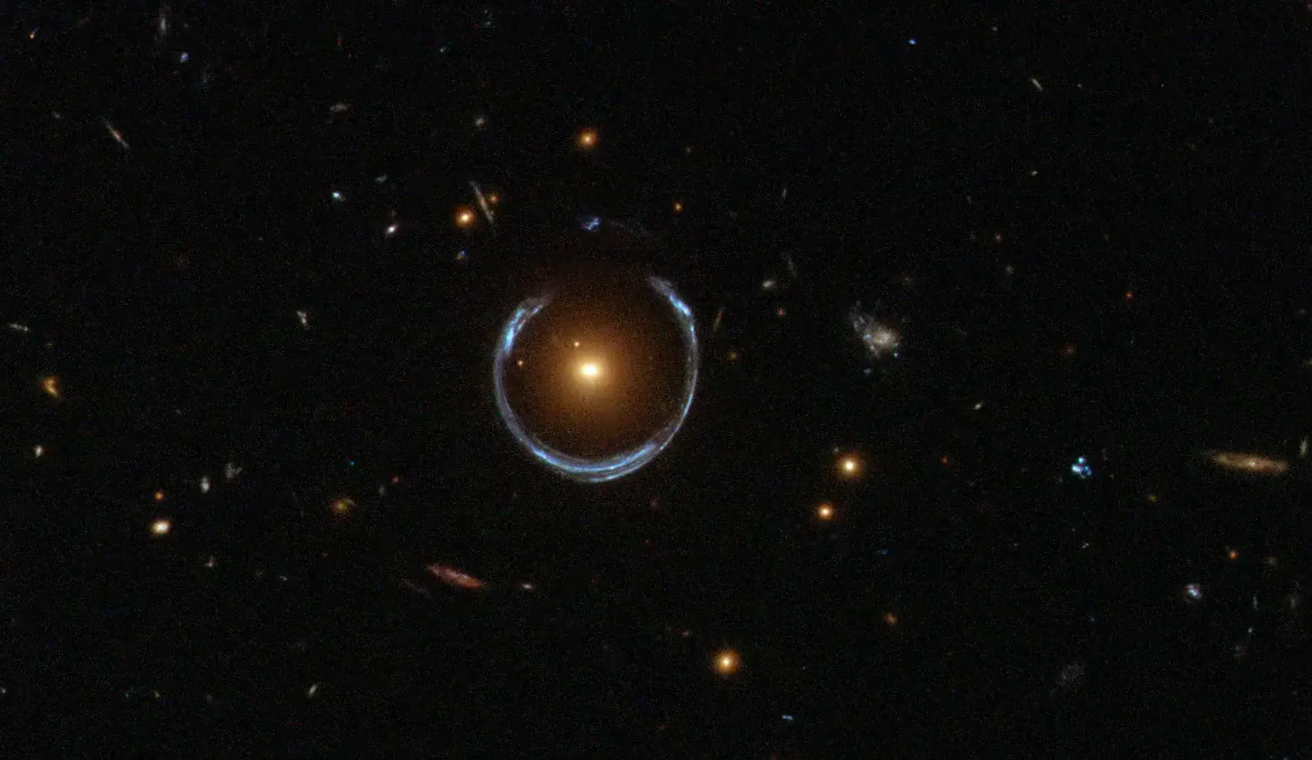 hubble-lrg3757-potw1151a-med (1)