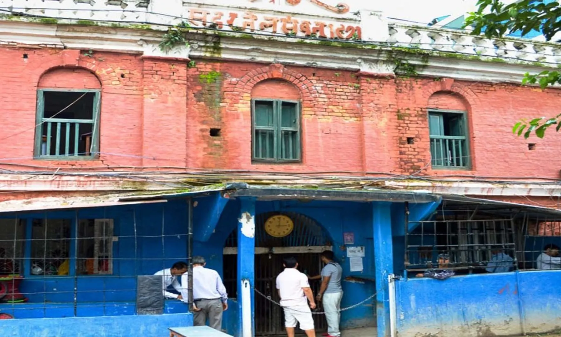 Mass jailbreak in Nepal 1,500+ inmates escape from prisons in Kathmandu, Pokhara